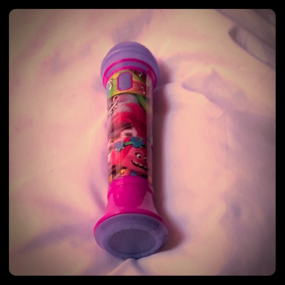 Microphone